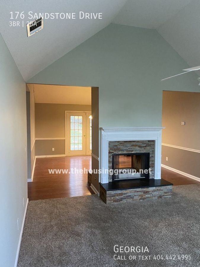 176 Sandstone Dr - Photo 4 of 23