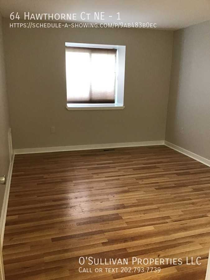 64 Hawthorne Ct Ne #1 - Photo 4 of 14
