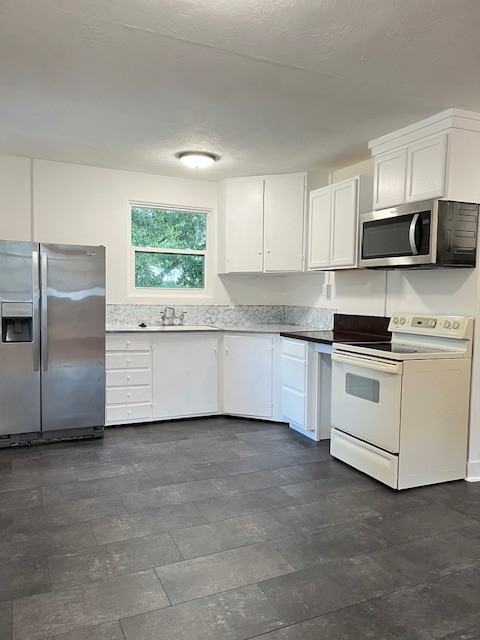 330 S Woodland Blvd #4 - Photo 3 of 13