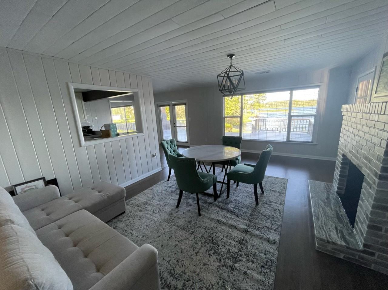 940 N Kepler Rd - Photo 3 of 24