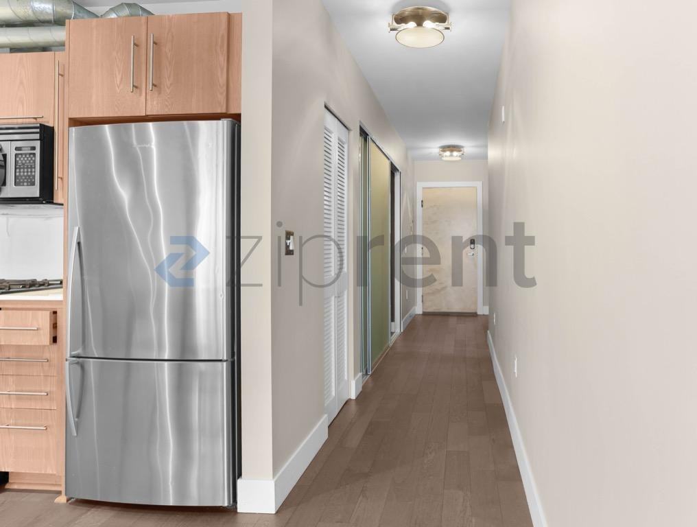 530 Broadway E #304 - Photo 5 of 13