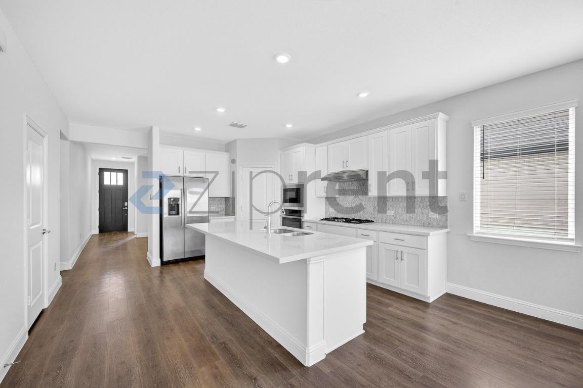 14809 Bandana Rd - Photo 5 of 28