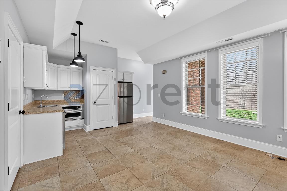 5029 Ardenwoods Dr #1 - Photo 5 of 10