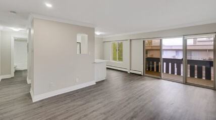 Casa Jubilee Apartments - Photo 3 of 27