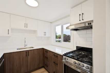 Lamplighter Apartments - Photo 2 of 27