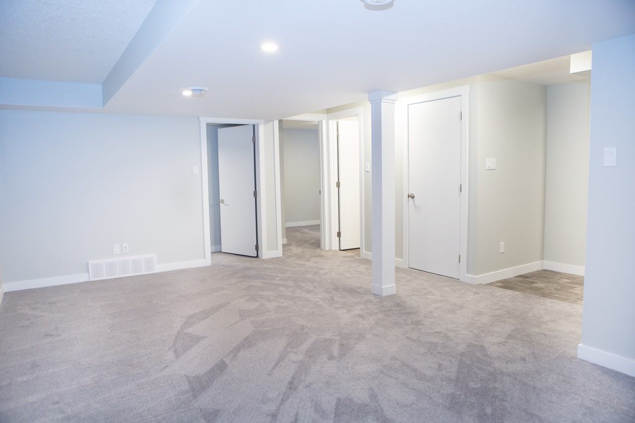 Ekota Down - Photo 4 of 16