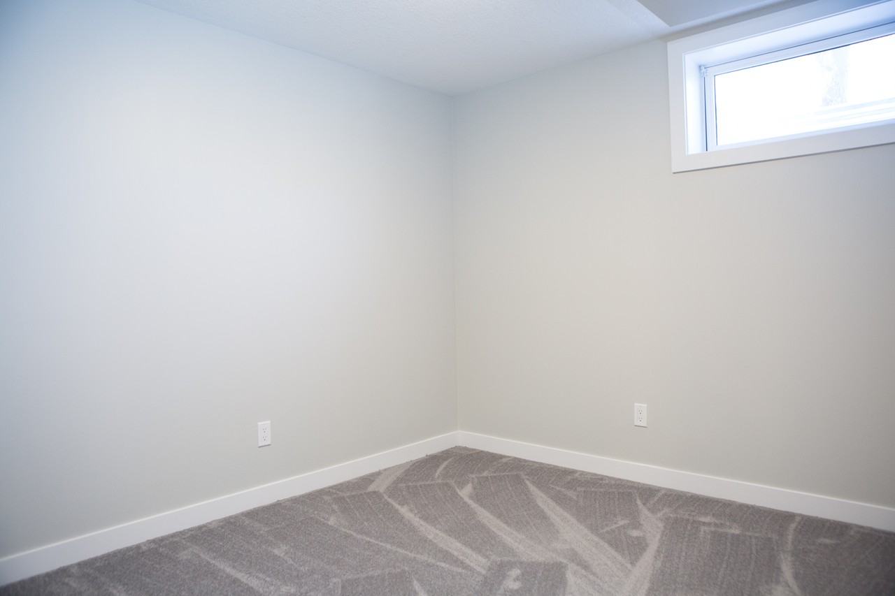 Ekota Down - Photo 5 of 16