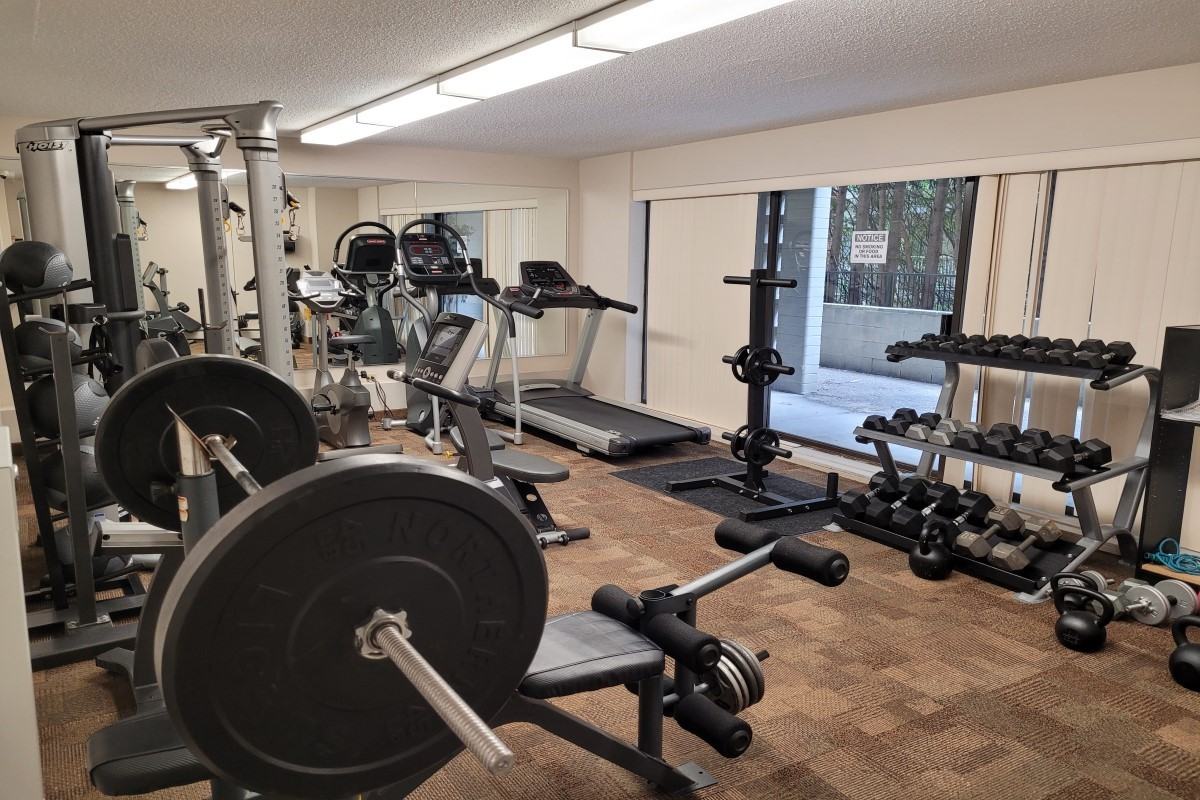 Sydney Place Apartments - Photo 3 of 18