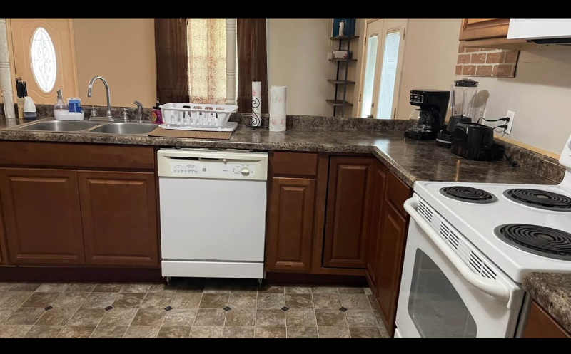 28 1st St - Photo 5 of 10