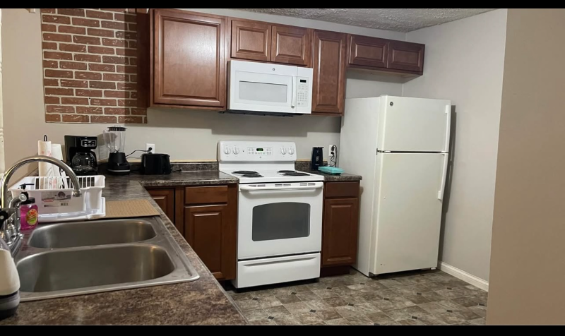 28 1st St - Photo 6 of 10