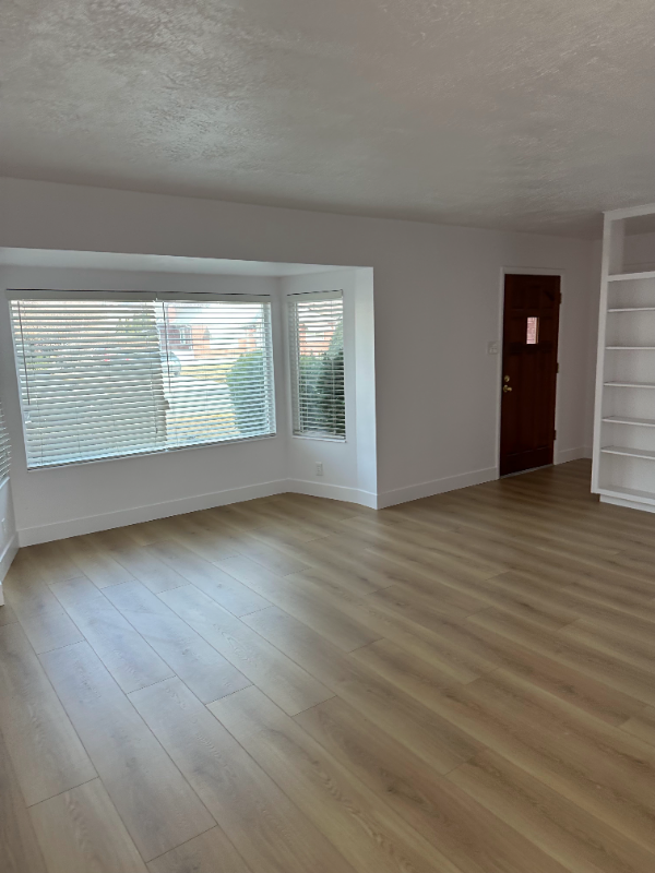 3540 S Christine St - Photo 4 of 19