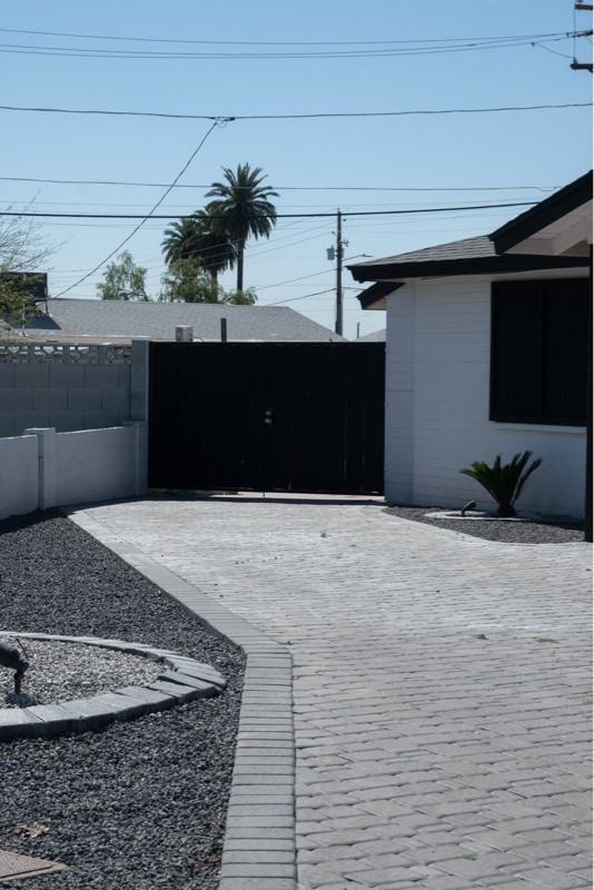 4316 N 34th Dr #A - Photo 2 of 20