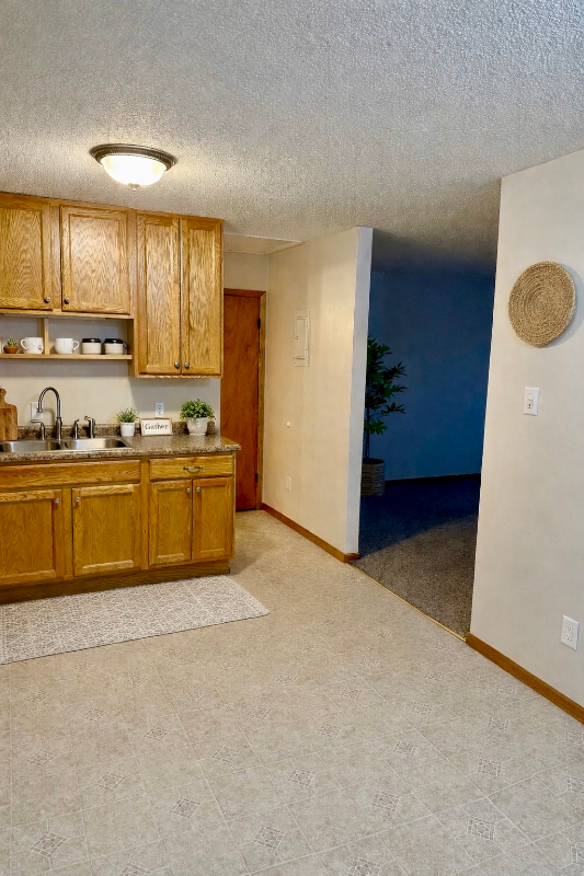 1201 Whitewater Ave #5 - Photo 4 of 7