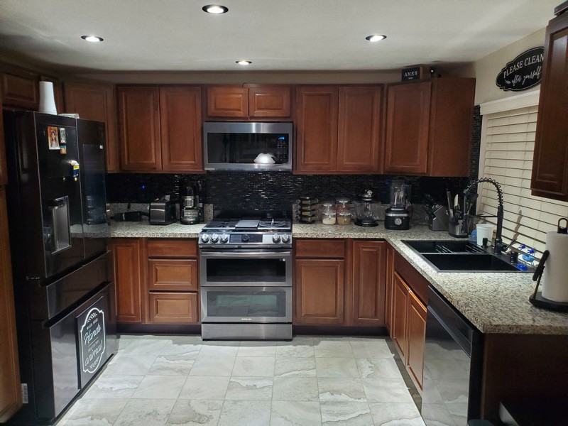 22956 Scribner Dr - Photo 3 of 11