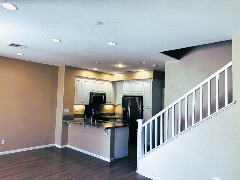 44005 Arcadia Ct - Photo 3 of 14