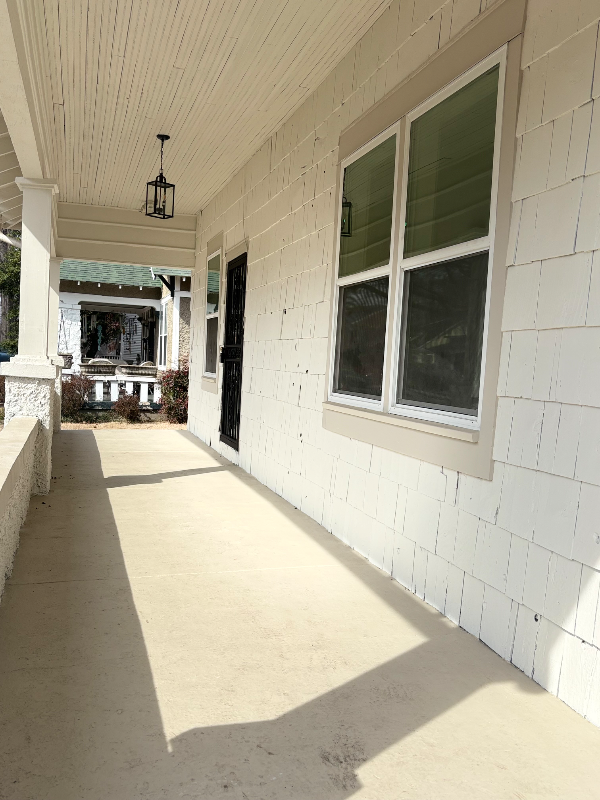 1964 Young Ave - Photo 3 of 15