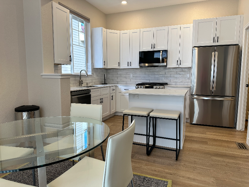 10592 Pearlwood Cir - Photo 2 of 20