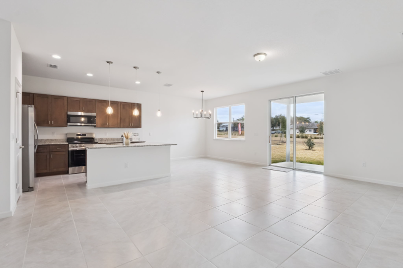 3772 Watercliff Cir - Photo 5 of 19