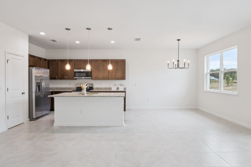 3772 Watercliff Cir - Photo 7 of 19