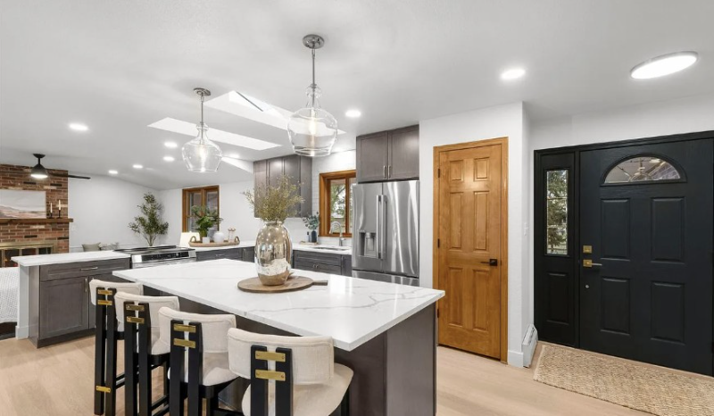 6520 Countryside Cir - Photo 4 of 20