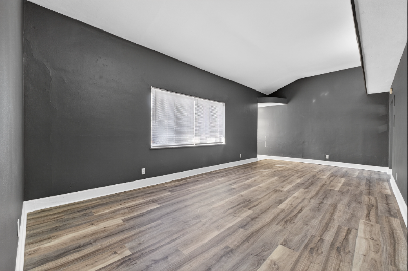 10235 Midland Blvd - Photo 4 of 19