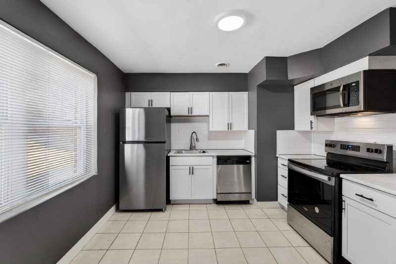 10235 Midland Blvd - Photo 6 of 19