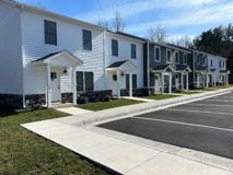 201 12th St #F - Photo 1 of 1