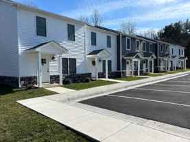 201 12th St #F - Photo 1 of 1