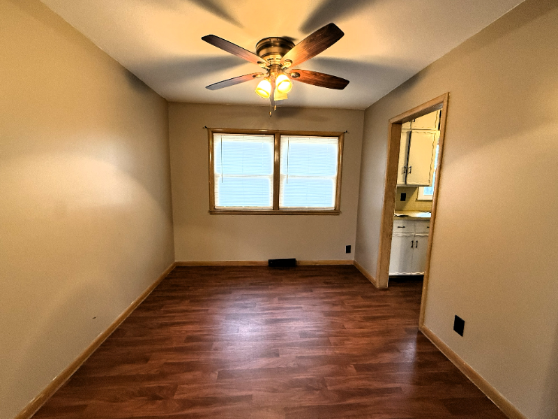 2515 N Richmond St - Photo 4 of 17