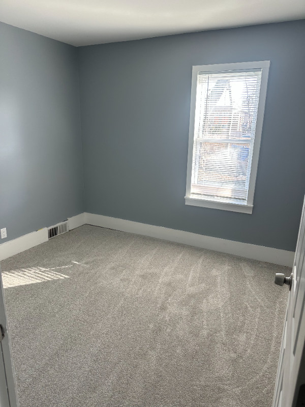 1509 W Ridgeland Ave - Photo 6 of 8