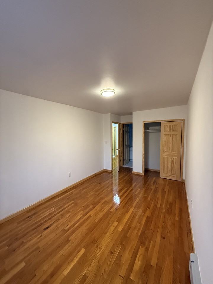 5909 48th Ave #3 - Photo 5 of 9