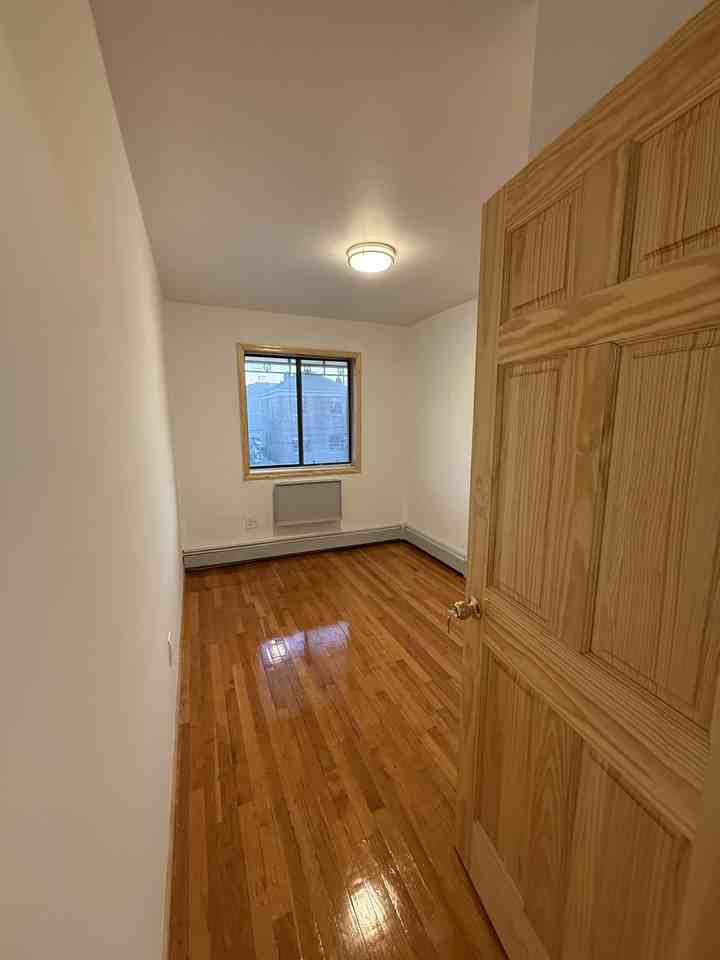 5909 48th Ave #3 - Photo 7 of 9