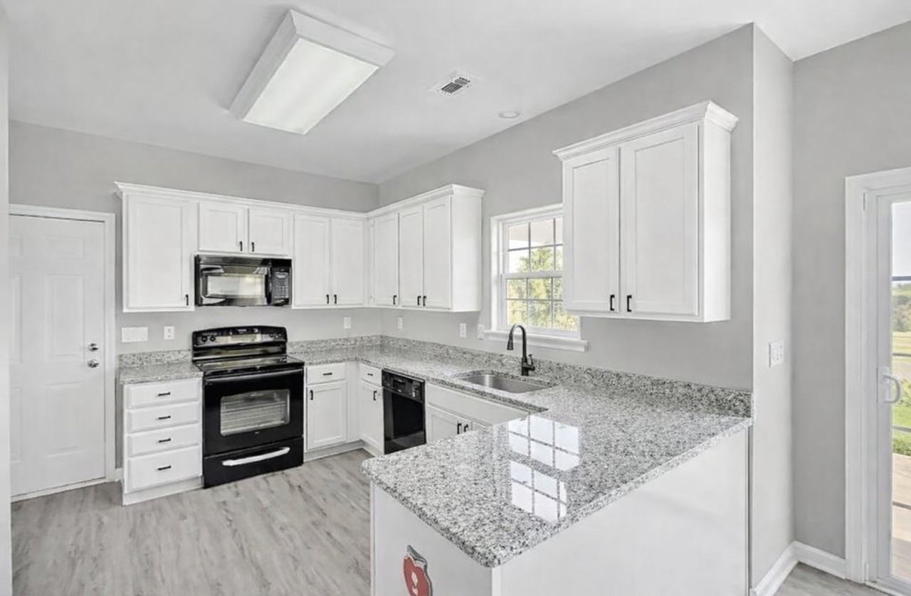 712 East Camelton Drive #NA - Photo 3 of 13