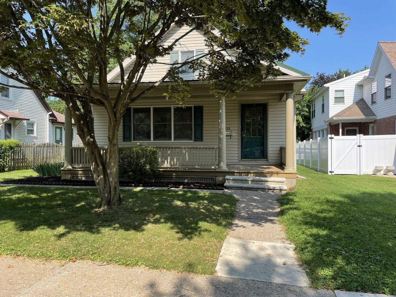 139 Maple Ave #139 - Photo 6 of 16