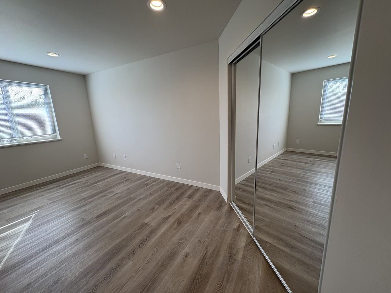 2210 Arden Ct N #NA - Photo 7 of 48