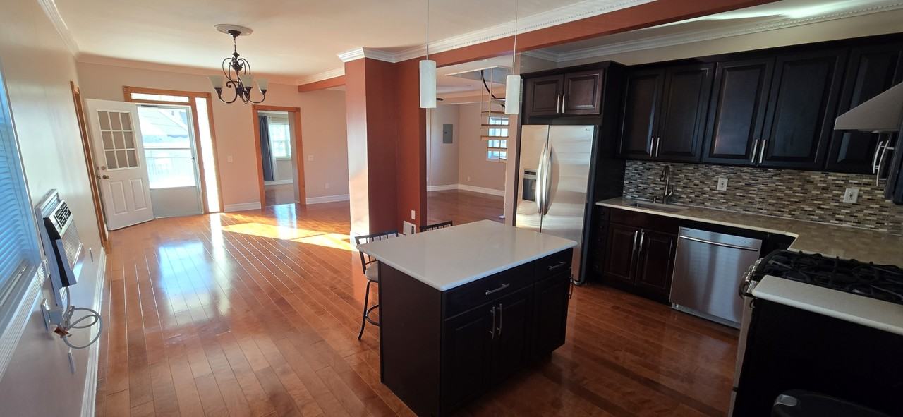 8522 115th St #NA - Photo 2 of 12