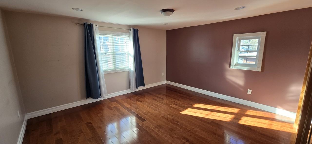 8522 115th St #NA - Photo 7 of 12