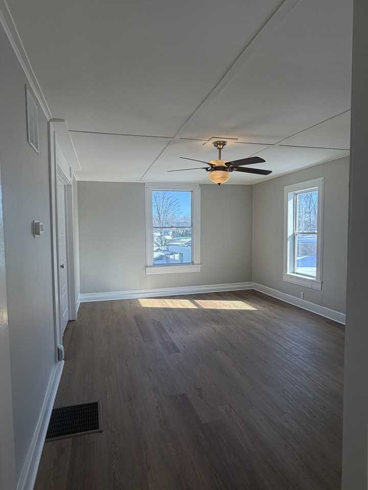 209 Kingsley Rd #NA - Photo 3 of 8