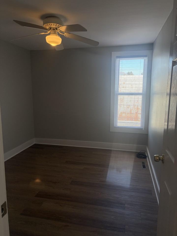 209 Kingsley Rd #NA - Photo 6 of 8