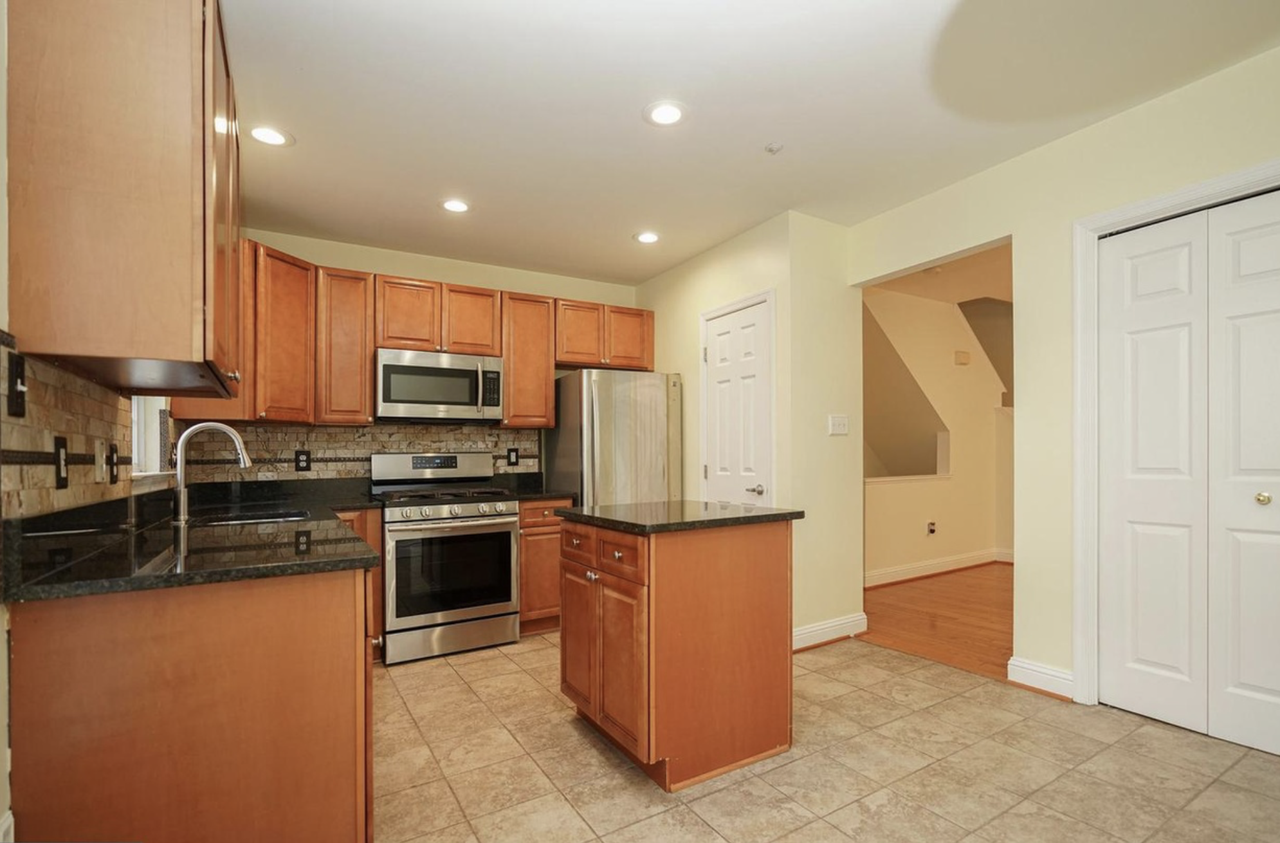 13513 Niagara Falls Ct #13513 - Photo 2 of 17