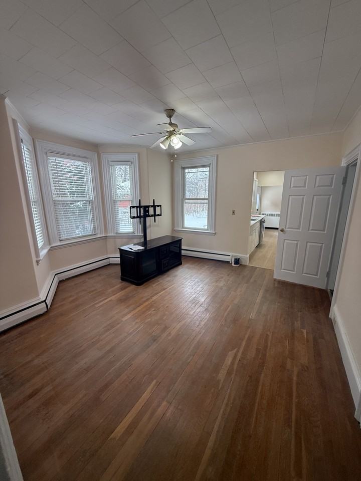 74 Morse St #1 - Photo 5 of 13