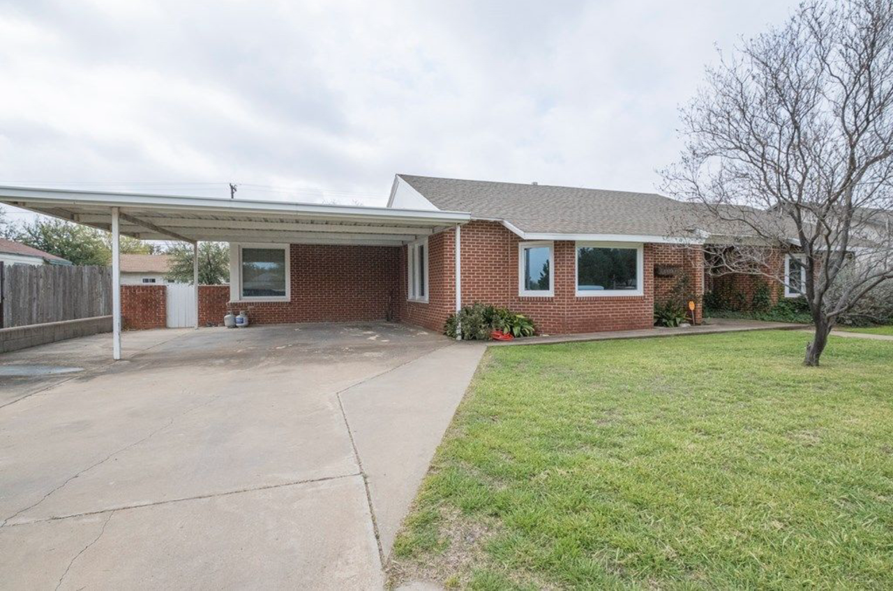 1005 W Cuthbert Ave #NA - Photo 2 of 11