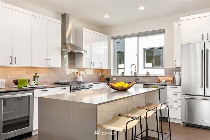 18413 96th Ln Ne #E - Photo 5 of 11