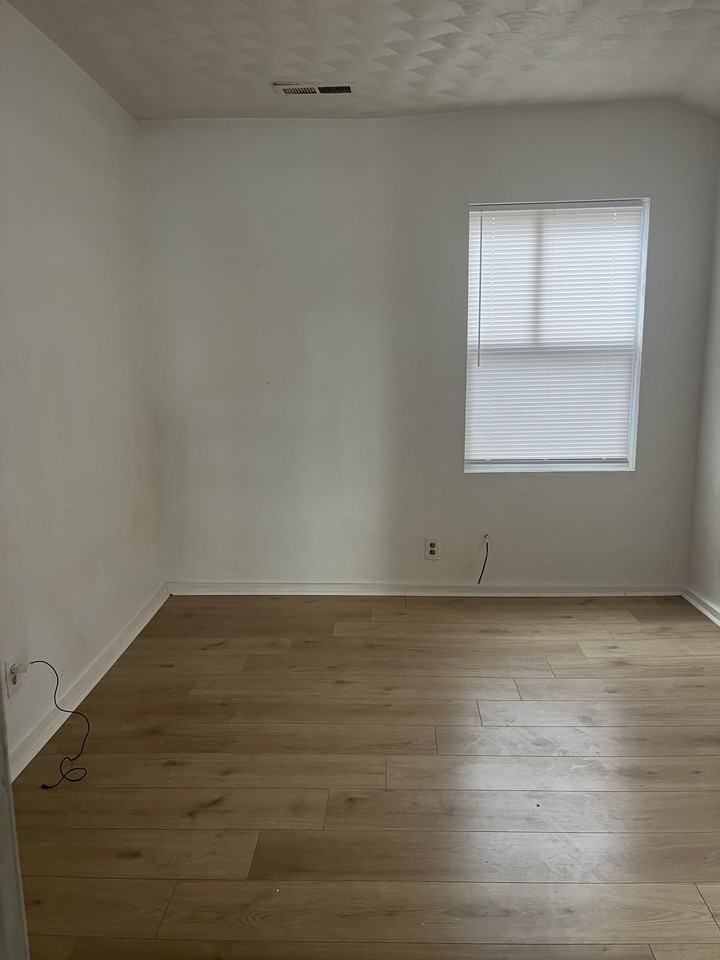 11 Emmons Pl #11 - Photo 7 of 8