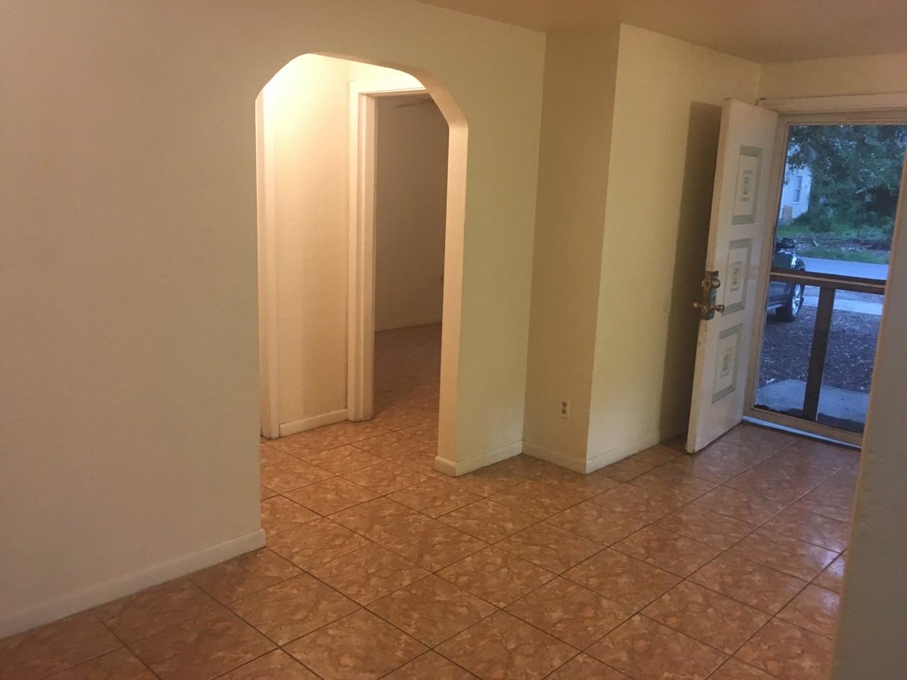 720 Washington St #1 - Photo 3 of 14