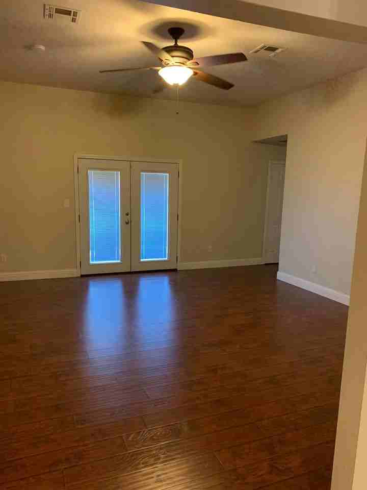 218 S 6th St #NA - Photo 3 of 15