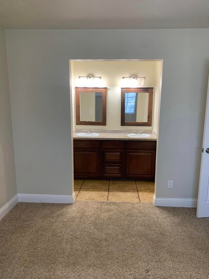 218 S 6th St #NA - Photo 7 of 15