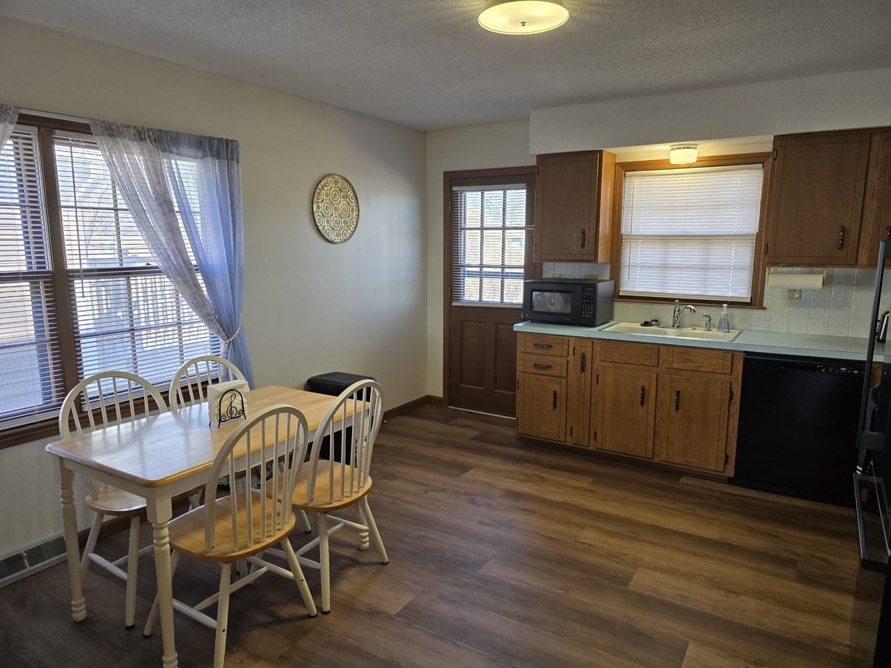 1421 S Haden Ct #1421 - Photo 4 of 18