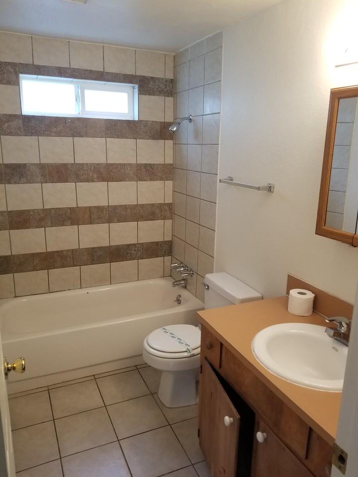 708 Norman Avenue NortheastUnit 3 #708-3 - Photo 3 of 10