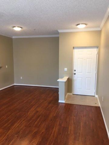 2404 Tuscany Way - Photo 5 of 8